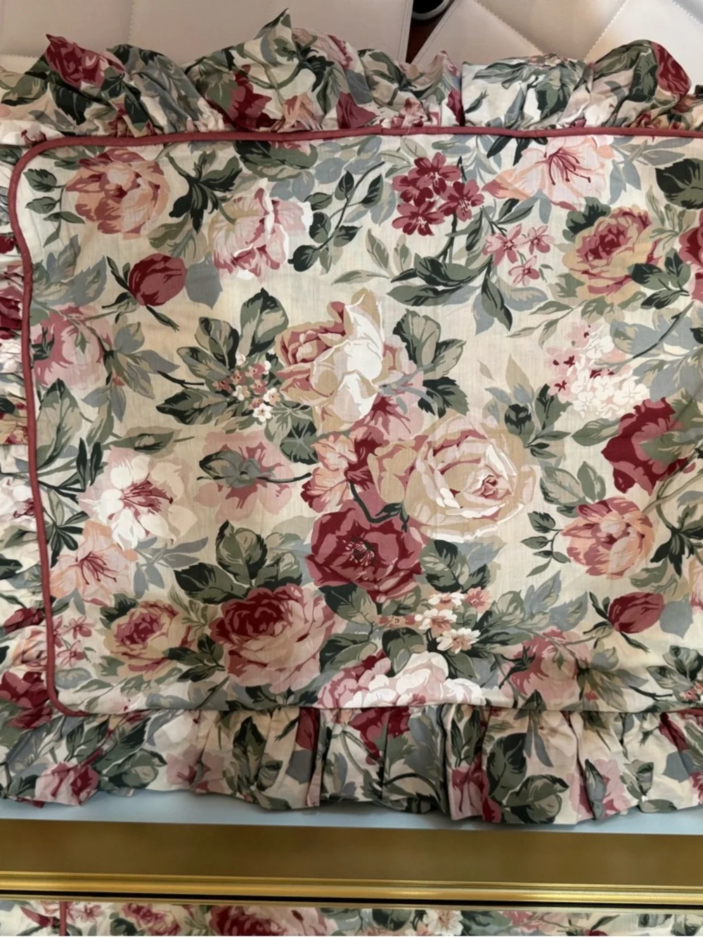 Floral Ruffled medium weight comforter - Cream, Rose & Green
